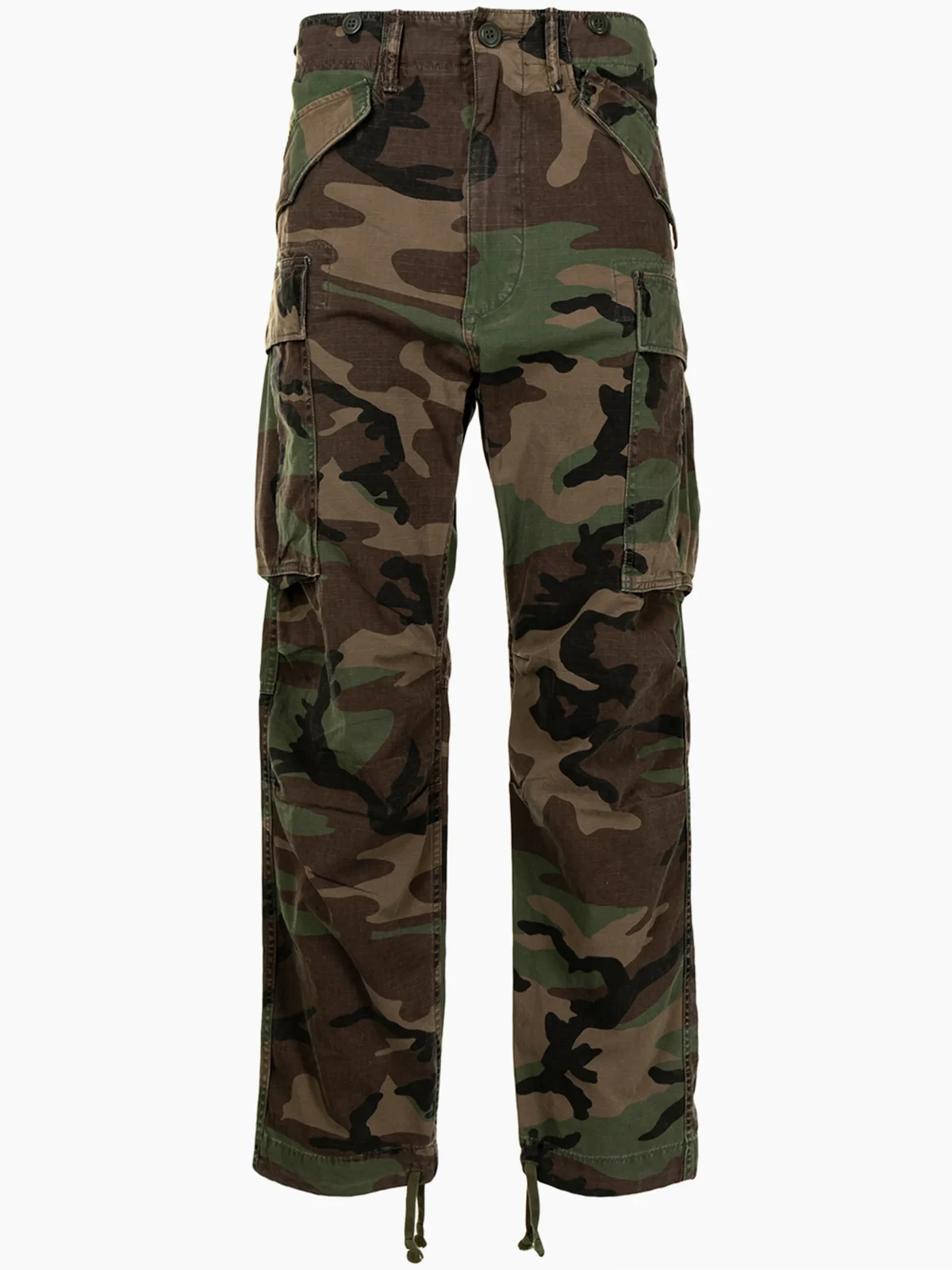 camouflage-print trousers