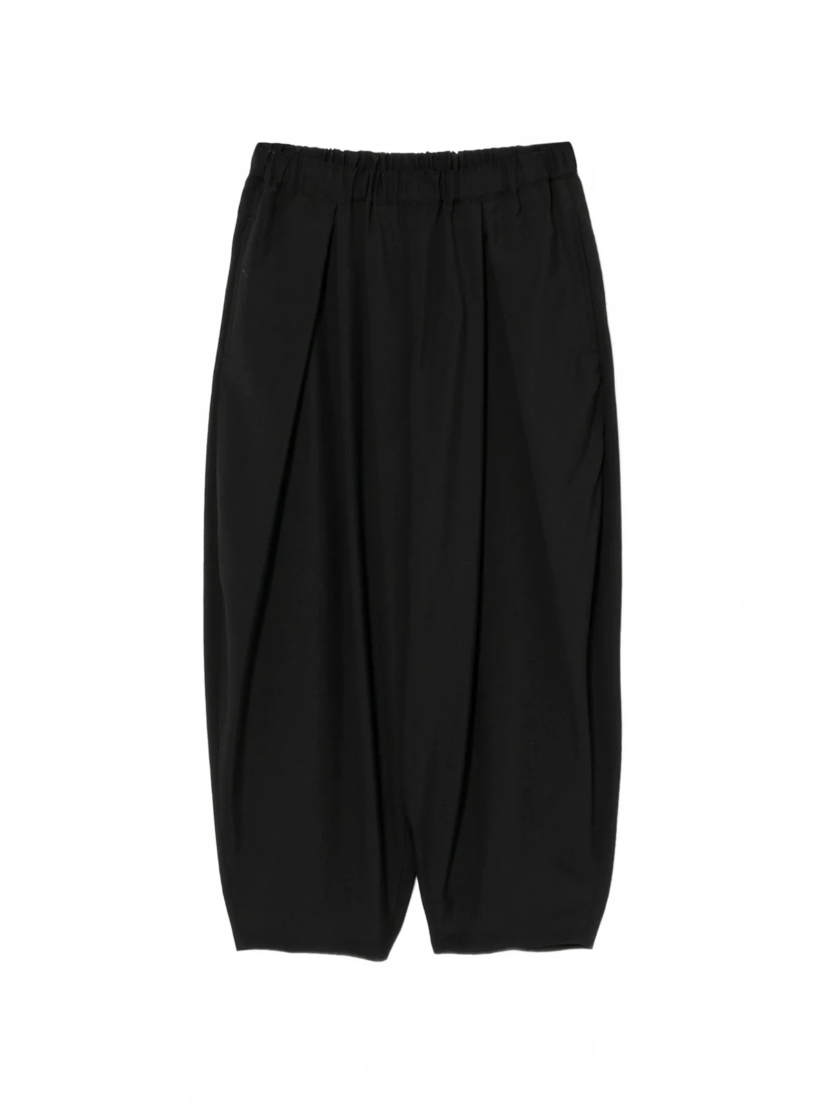 drop-crotch trousers