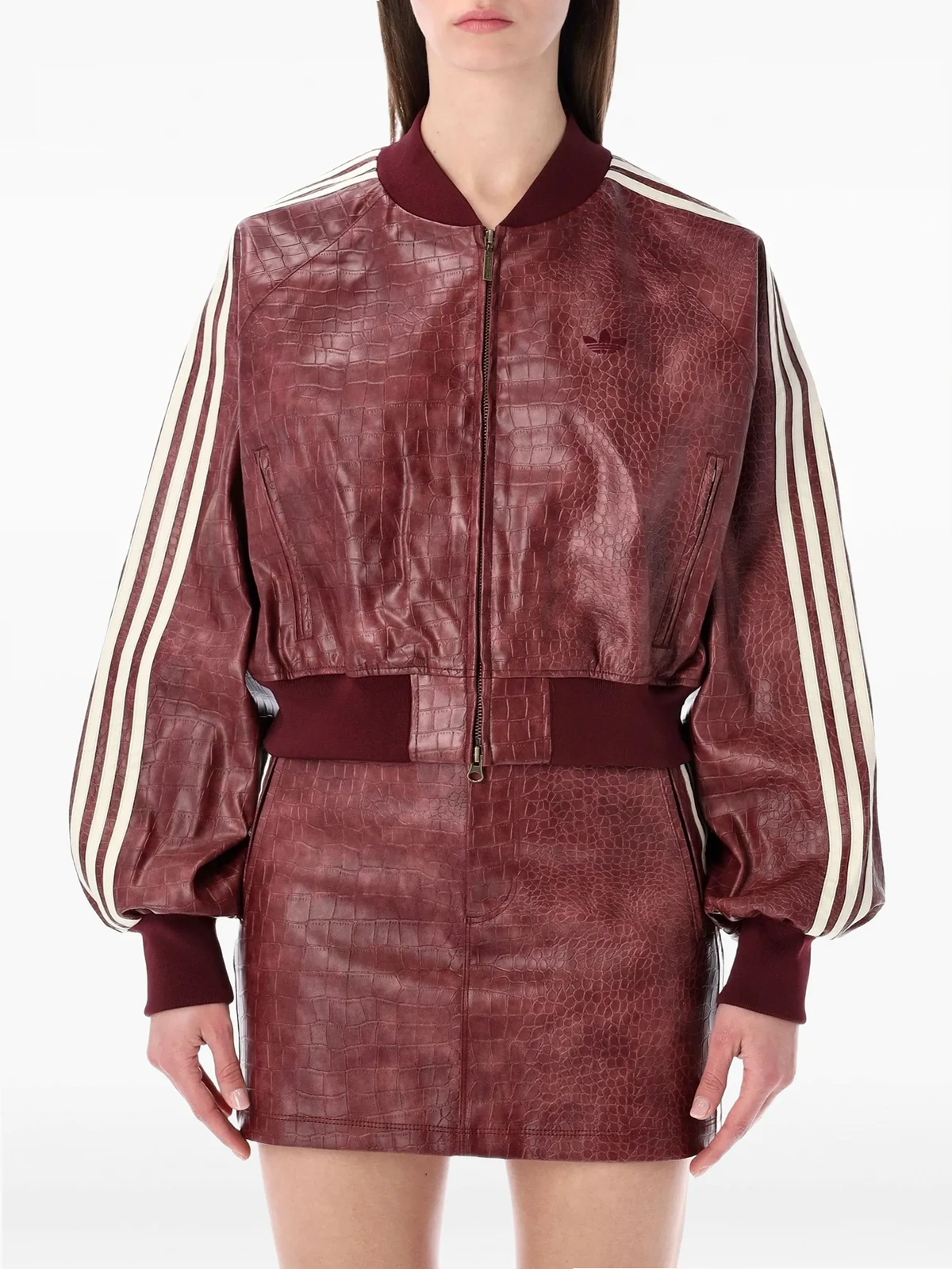 Gestreifte Bomberjacke mit Kroko-Optik