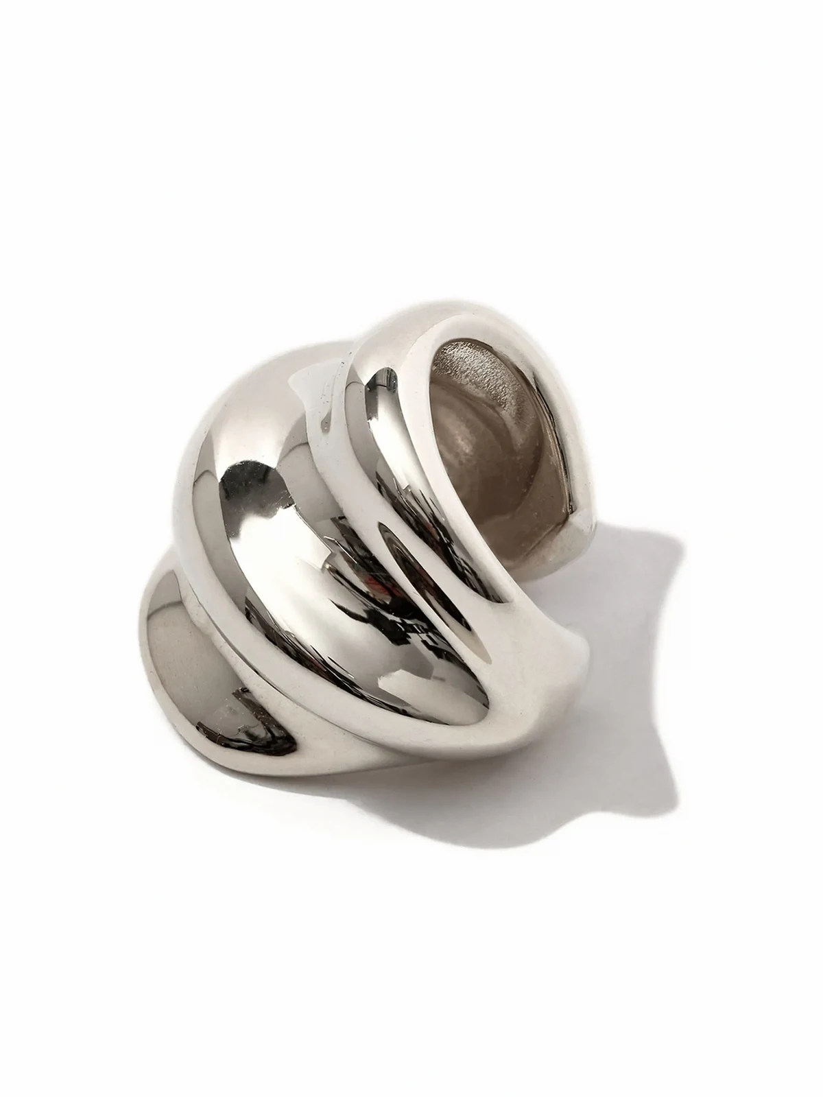 metallic wave ear cuff