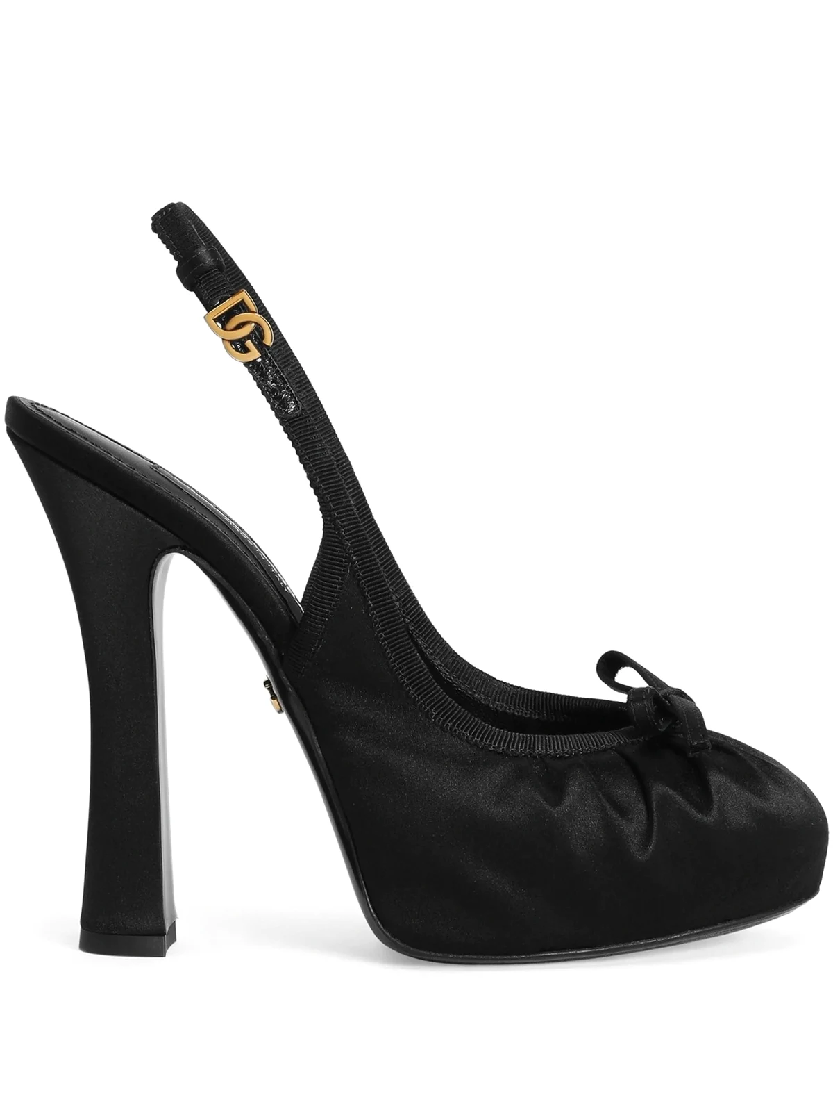 Pumps aus Satin