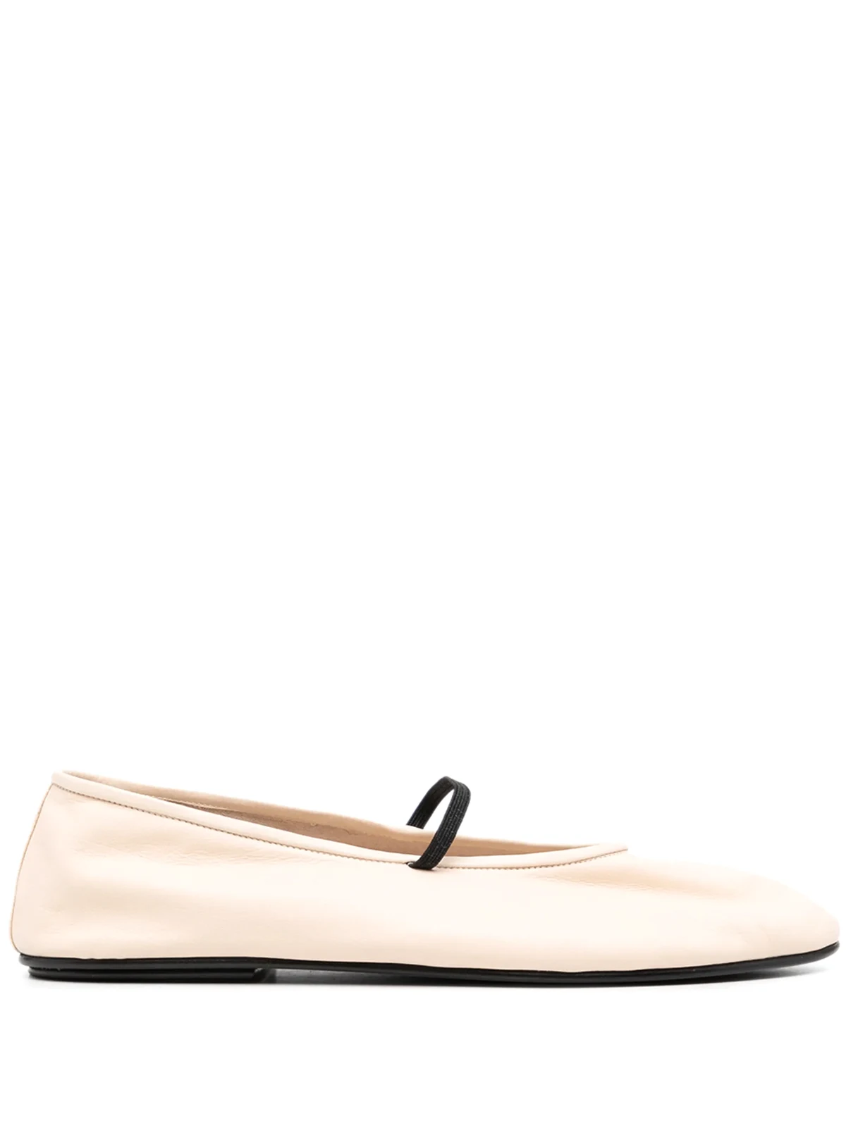 Ballerinas mit mandelförmiger Kappe