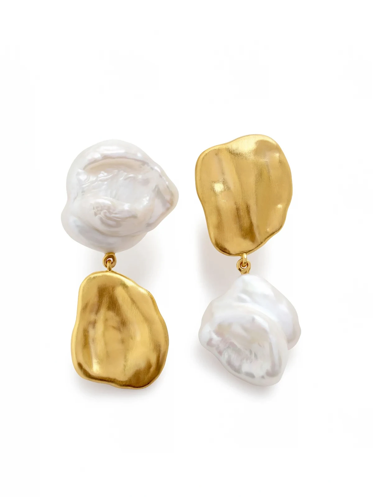 x Amy Powney keshi-pearl stud drop earrings