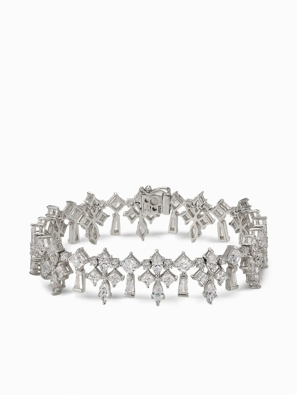 18kt white gold Fleur-De-Lys diamond bracelet
