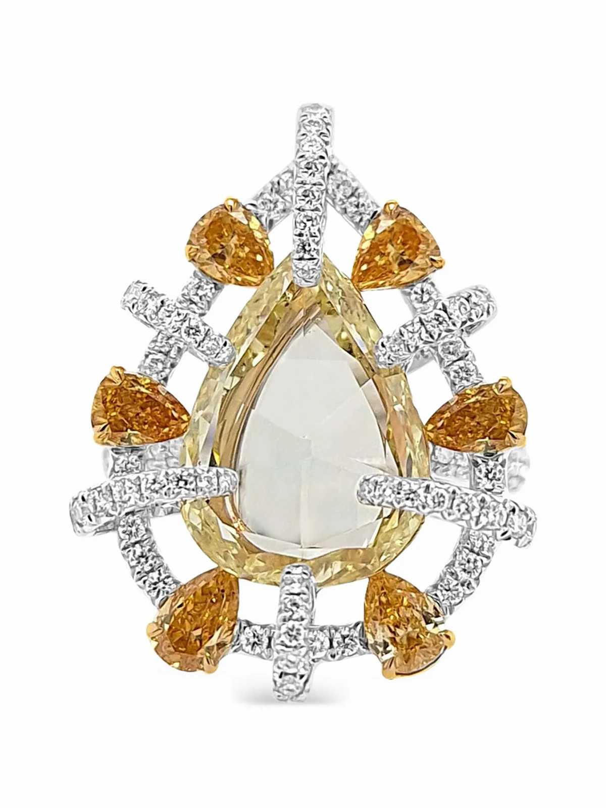 Cocktailring mit Diamant