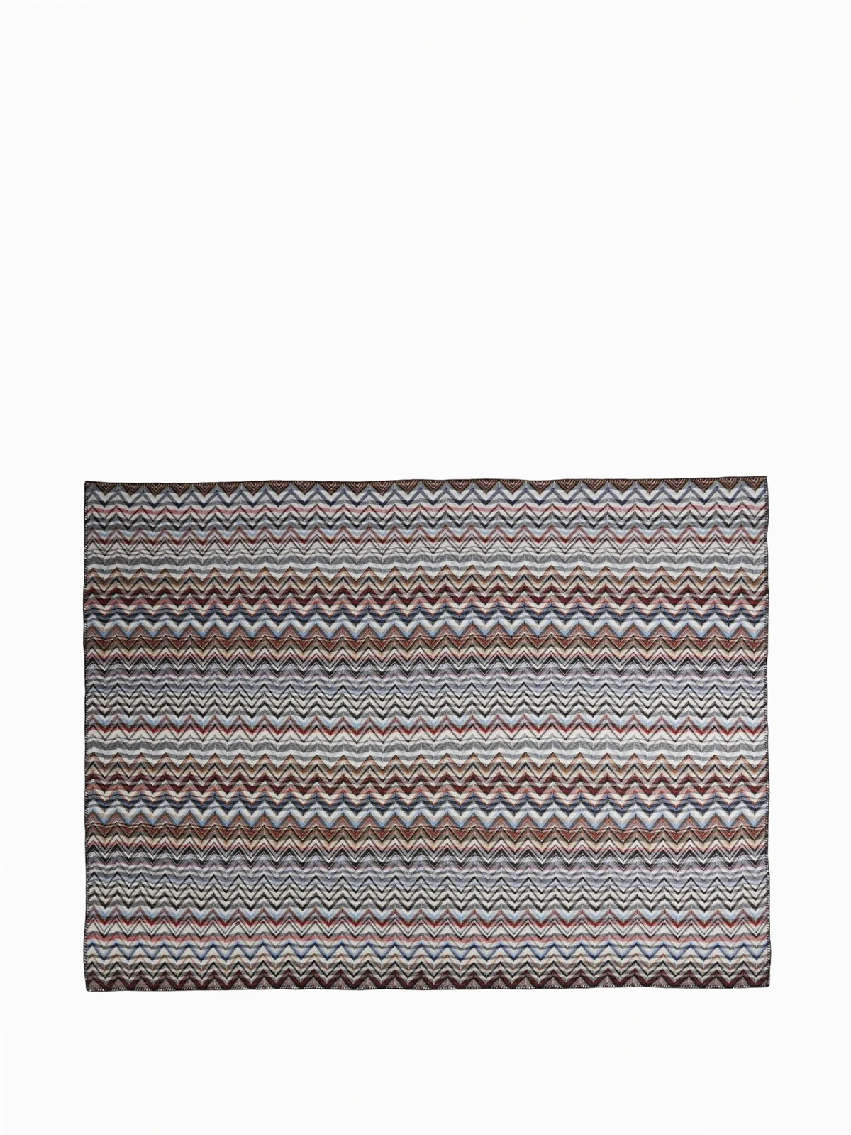 zigzag-pattern blanket