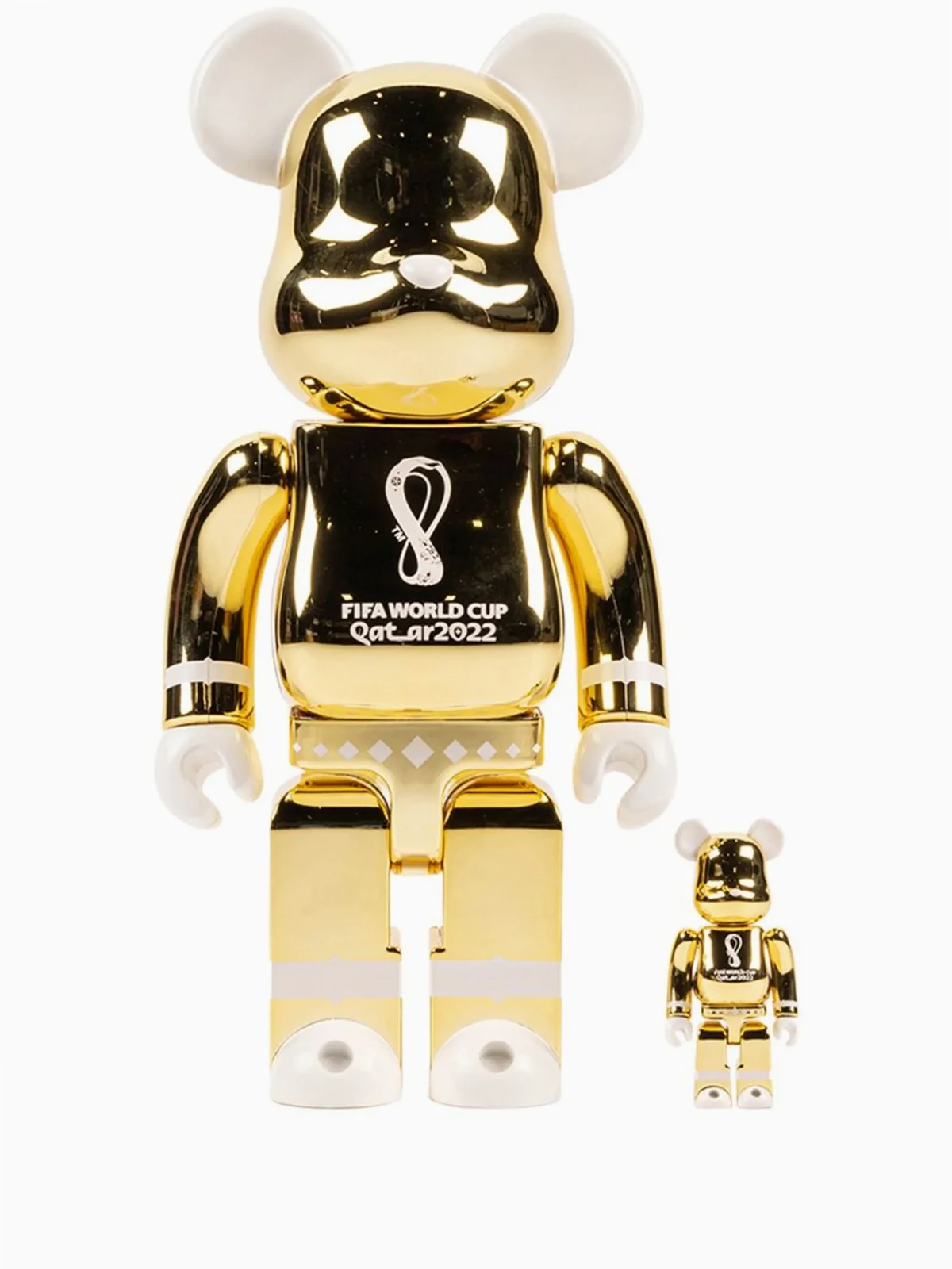 x FIFA World Cup Qatar 2022 BE@RBRICK 100% and 400% figure set