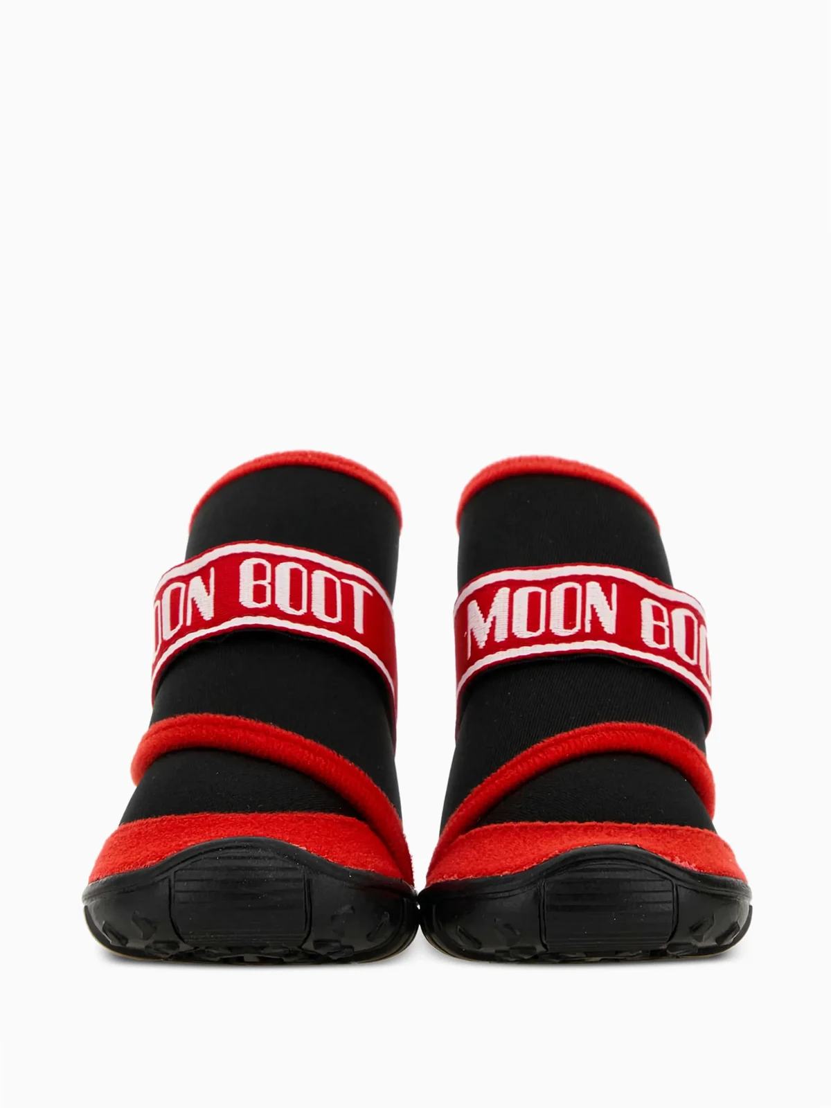 x Moon Boot dog shoes