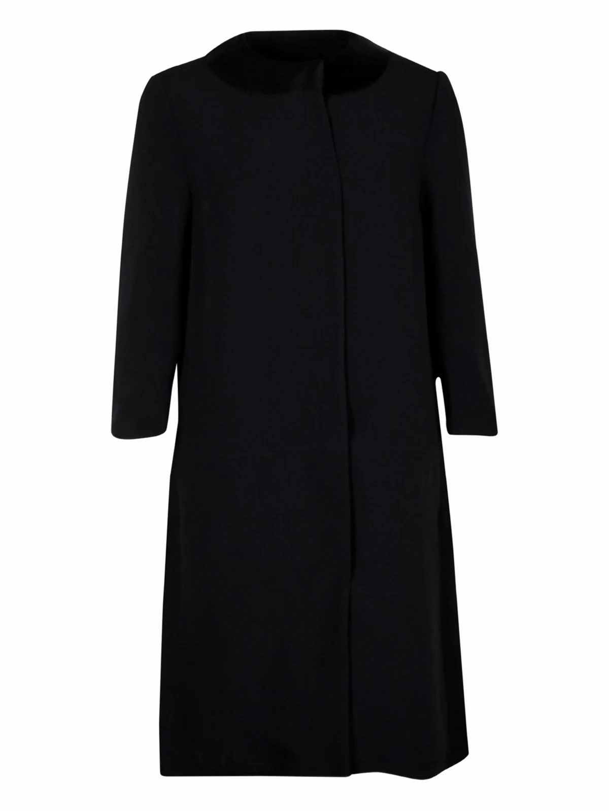 silk-collar coat