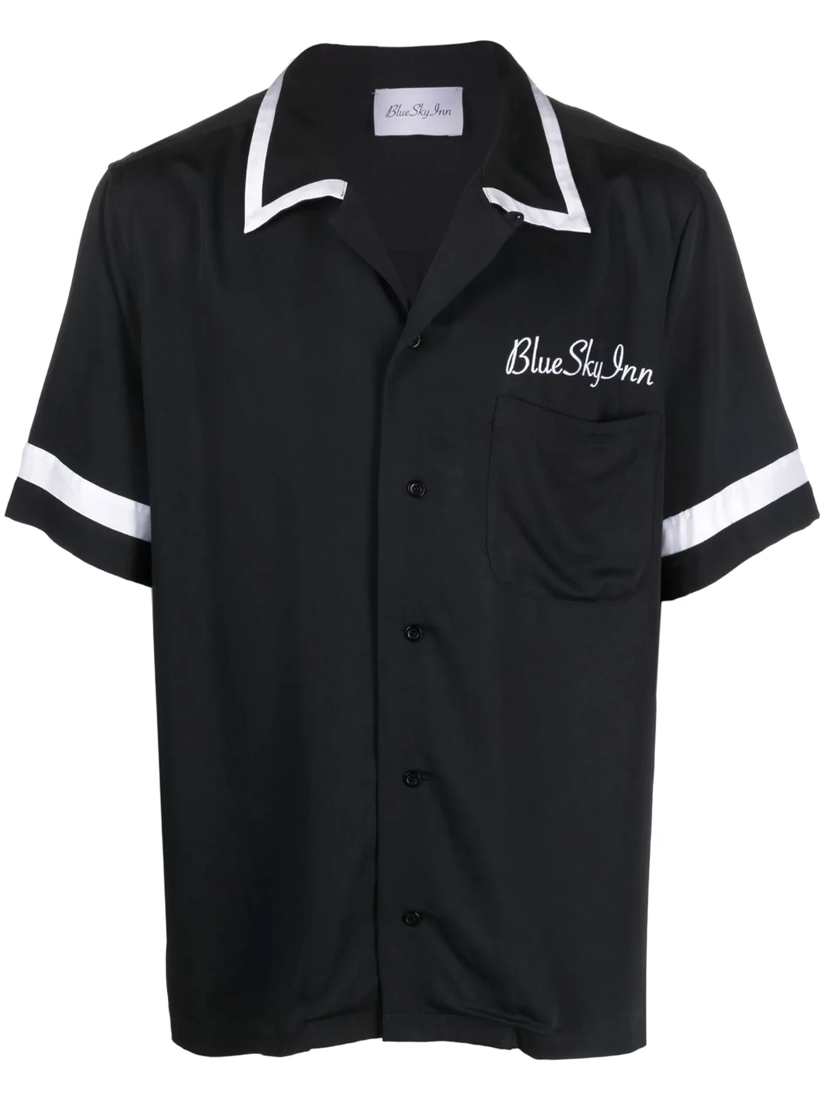 Hemd mit Kontrastbesatz