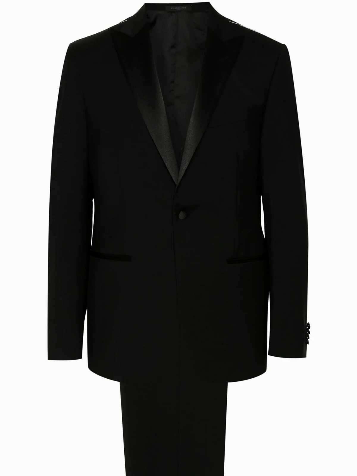 single-breasted dinner suit