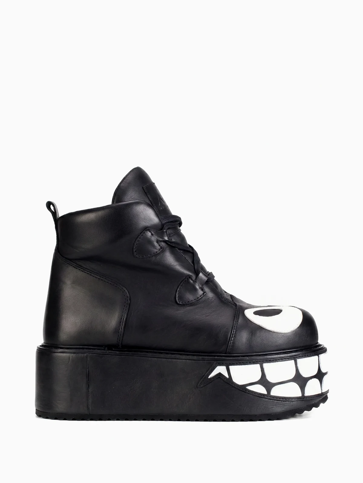 Smiley platform ankle boots