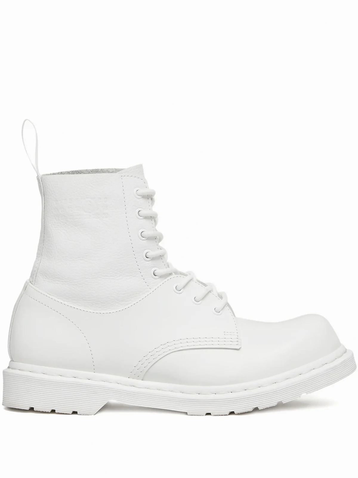 x Dr. Martens 1460 boots