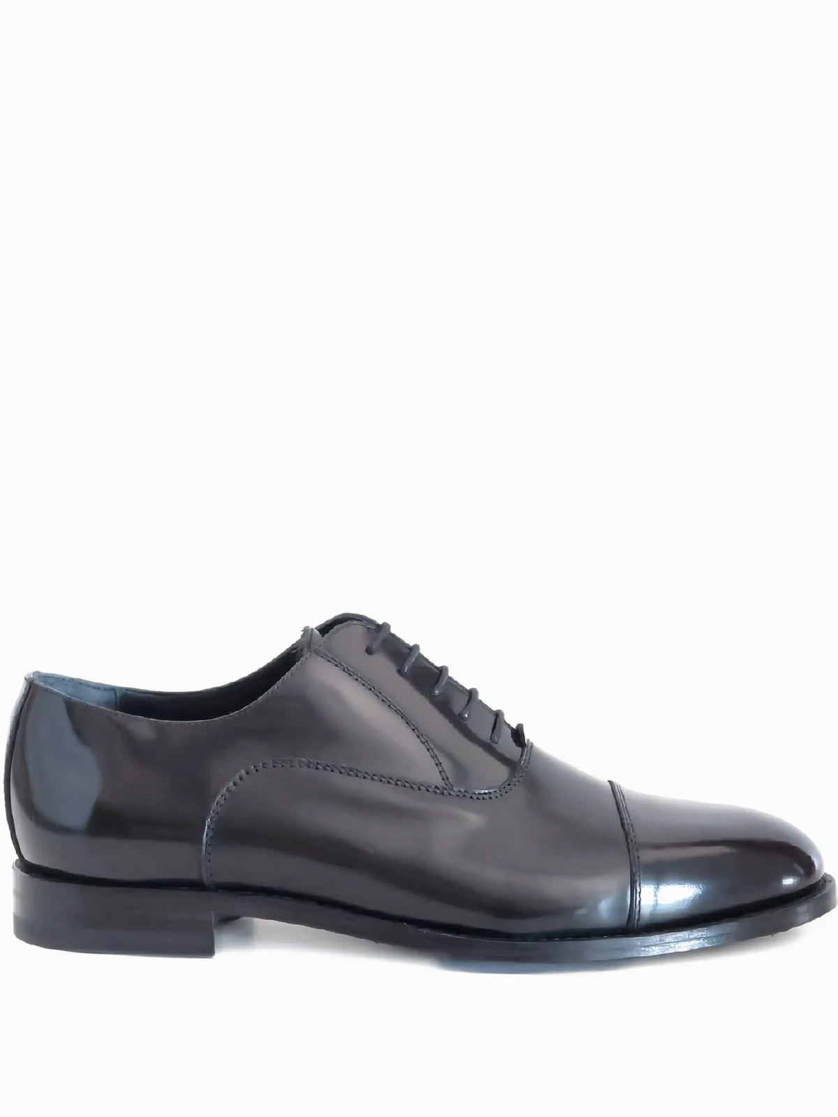 cap-toe oxford shoes