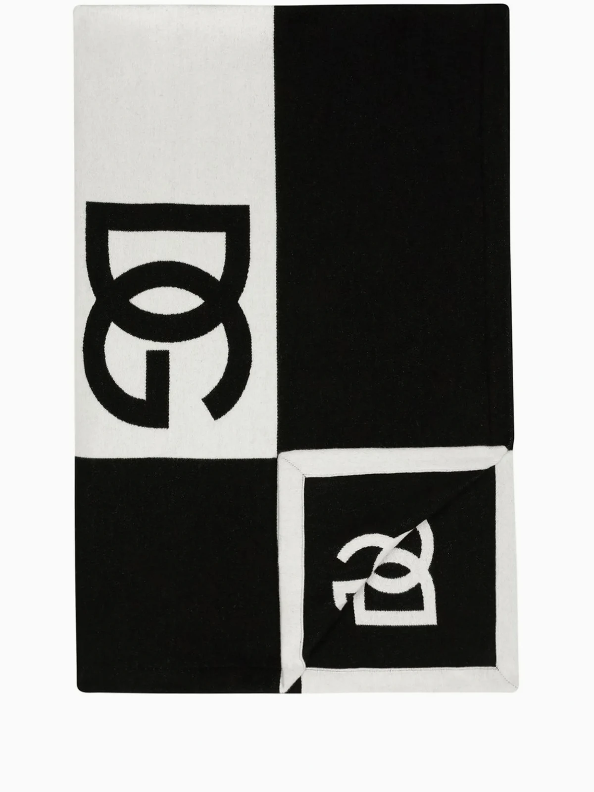 logo pattern cotton blanket