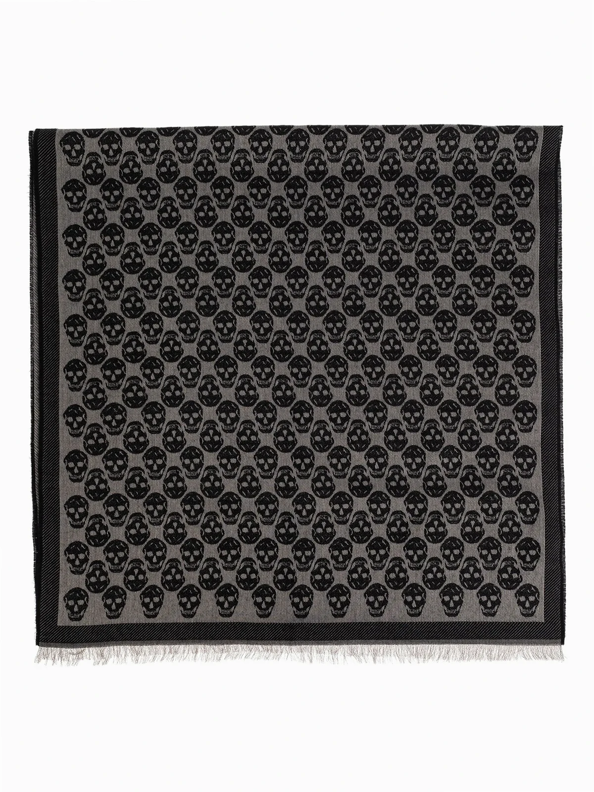 Fransenschal mit Totenkopf-Muster