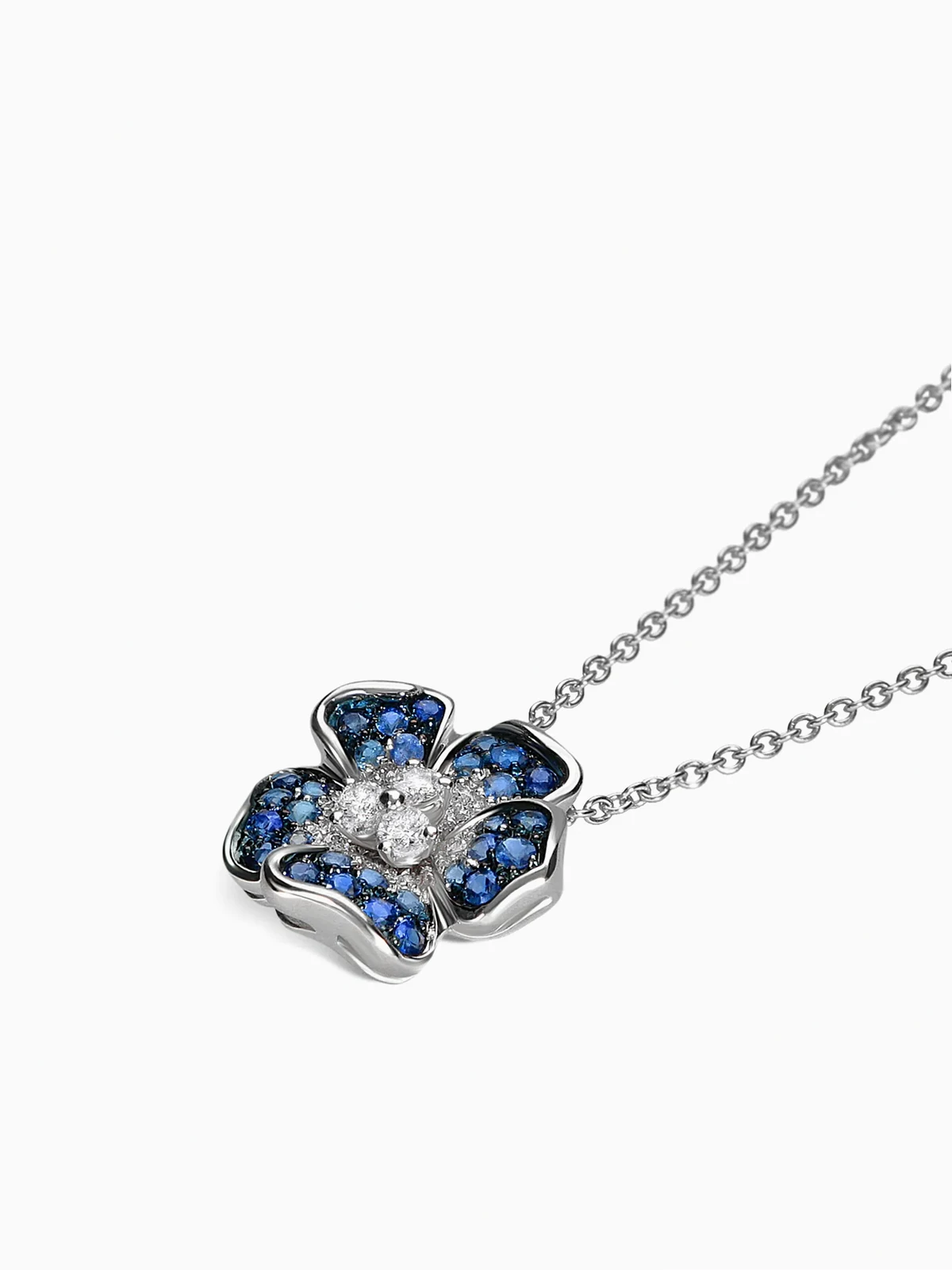 18kt white gold Flora diamond and sapphire necklace