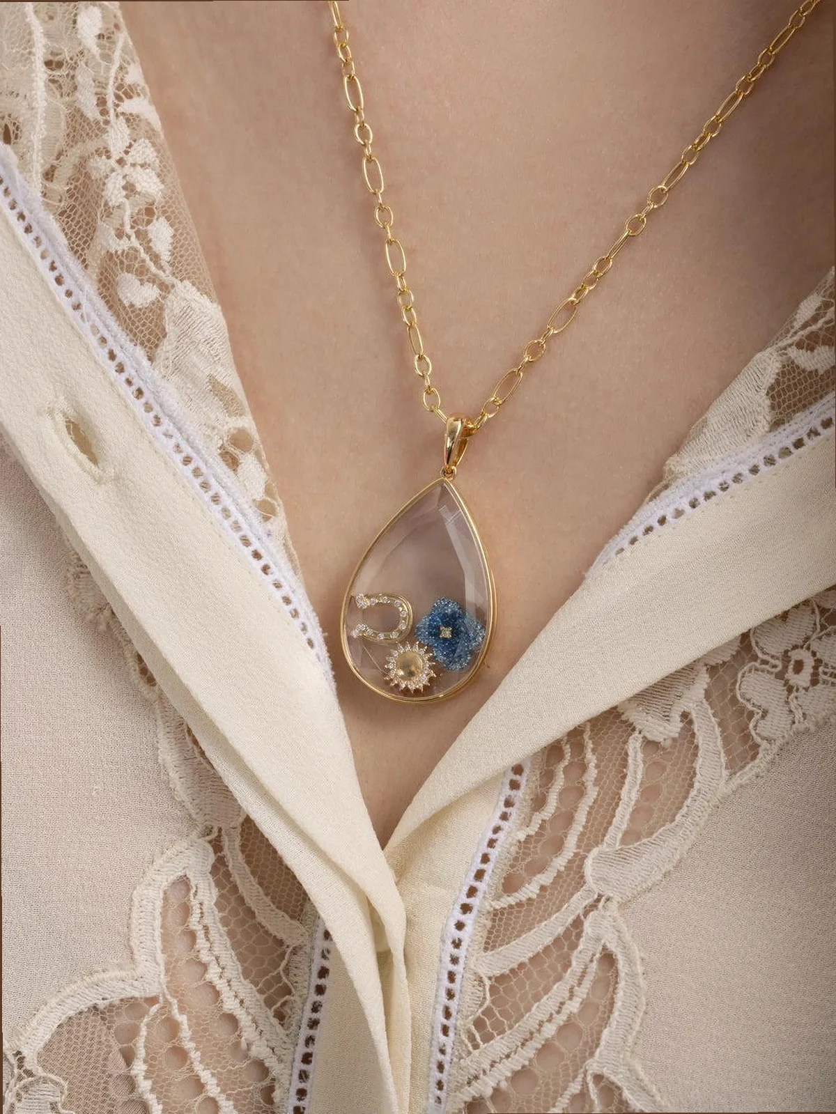 Nova teardrop necklace