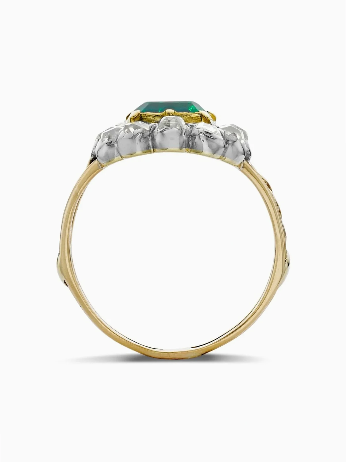Victorian pre-owned 18kt yellow gold diamond and emerald ring