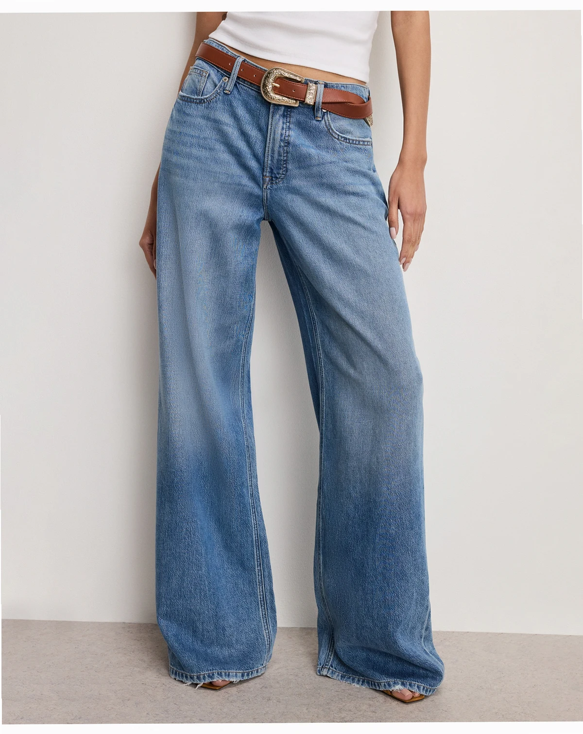 Women's Mid-Rise Weightless Wide-Leg Jeans