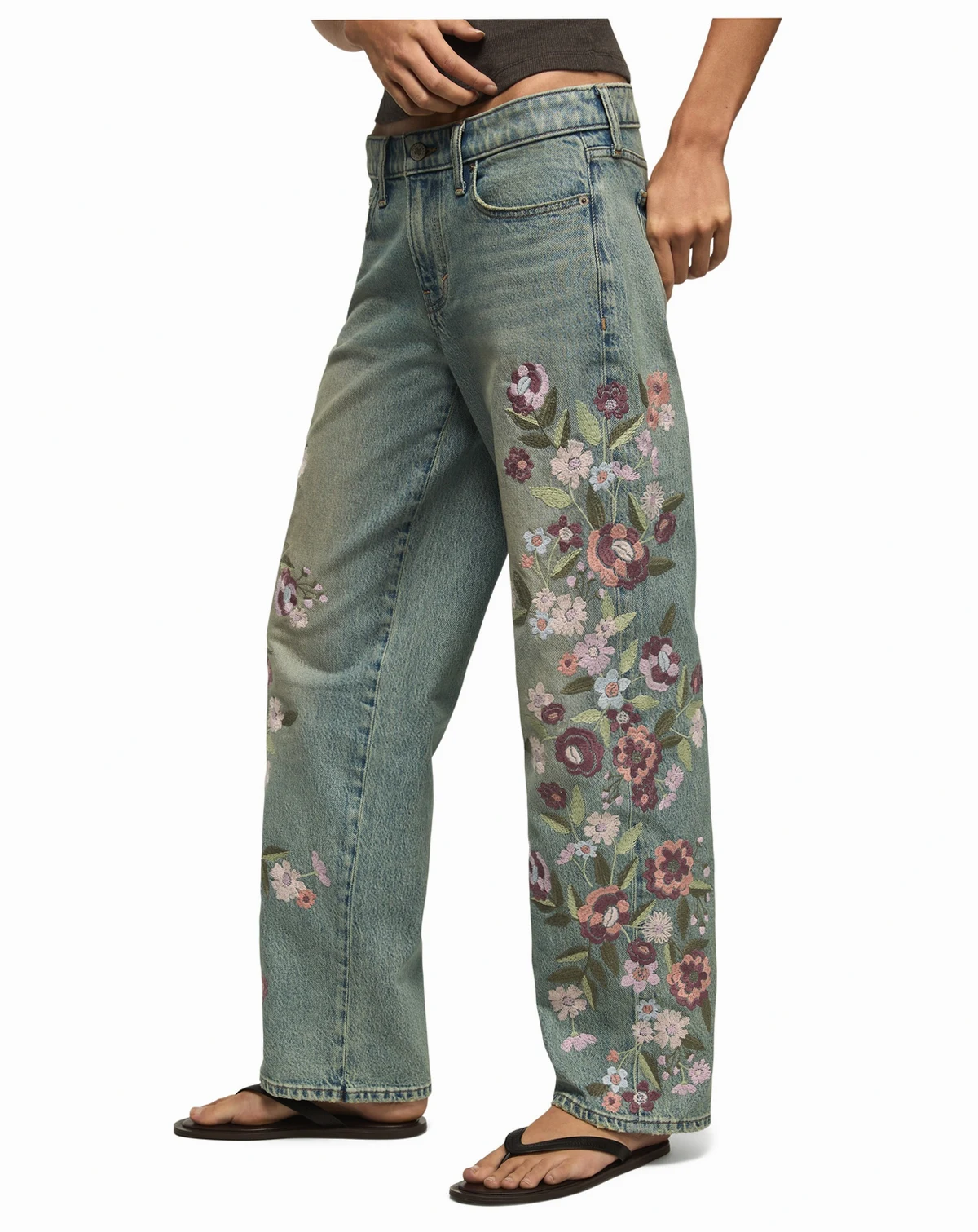 Women's Lucky Legend Embroidered Baggy Jeans