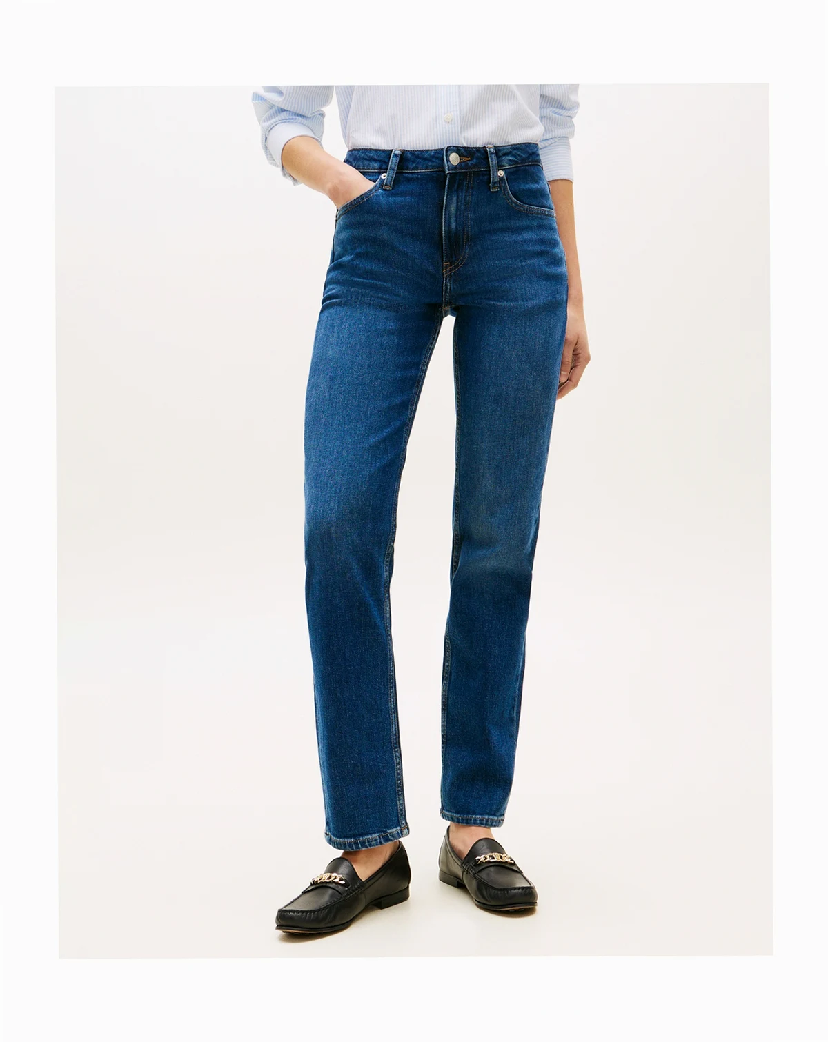 Women's Classic Straight Jeans