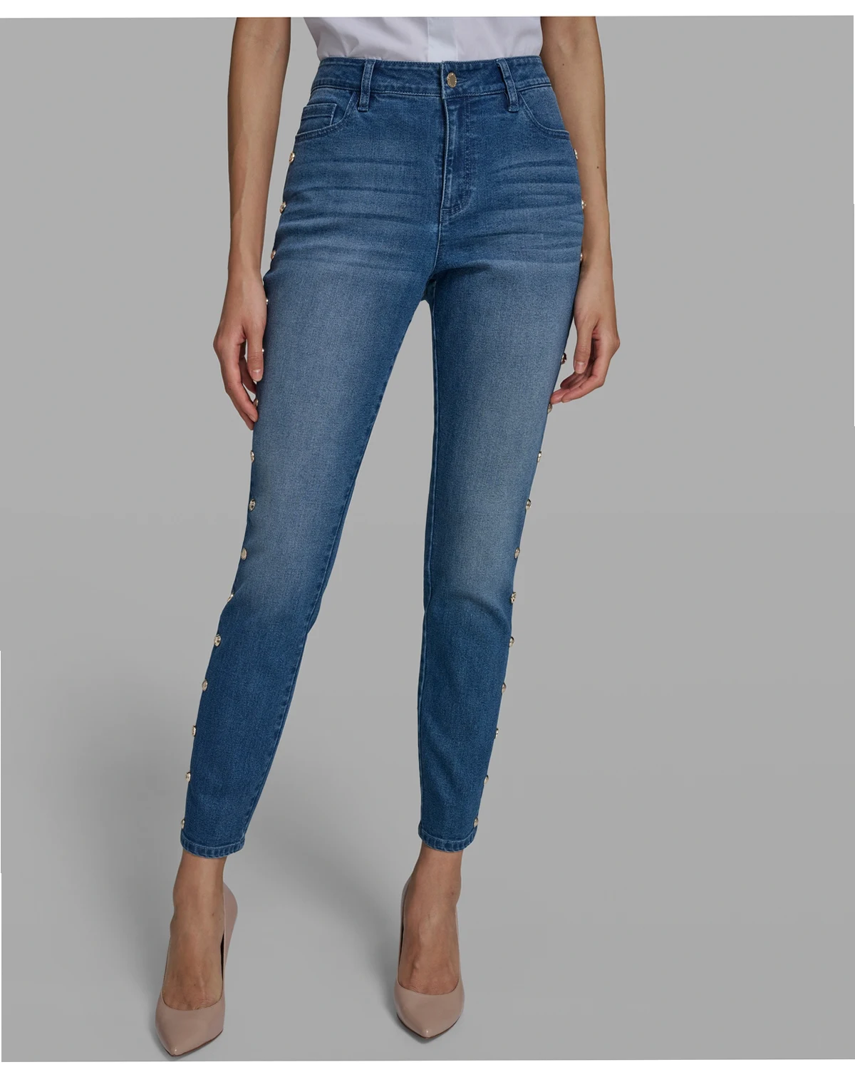 Women's Mid-Rise Studded Straight Jeans
