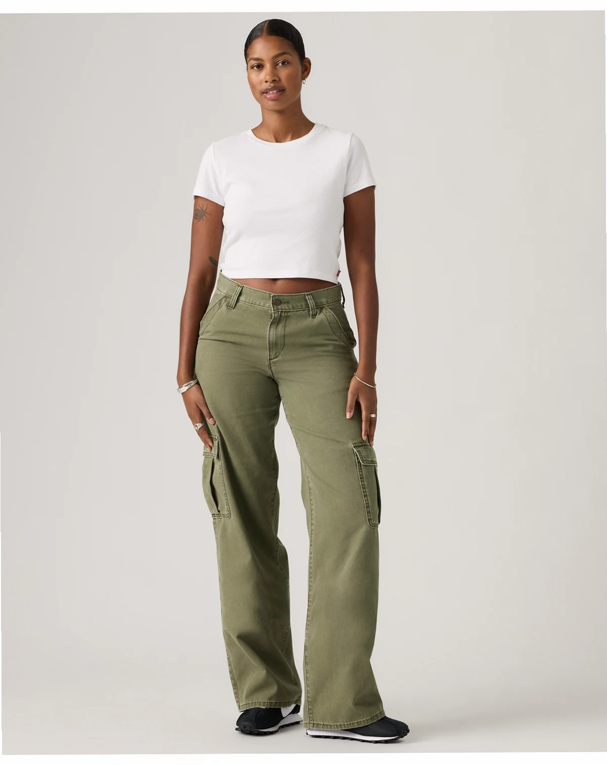 Women's Superlow Loose Cargo Jeans