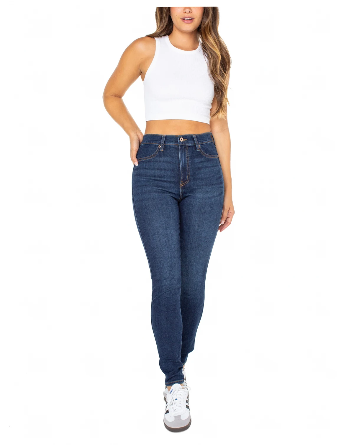 Juniors' Curvy Ultra High-Rise Skinny Jeans