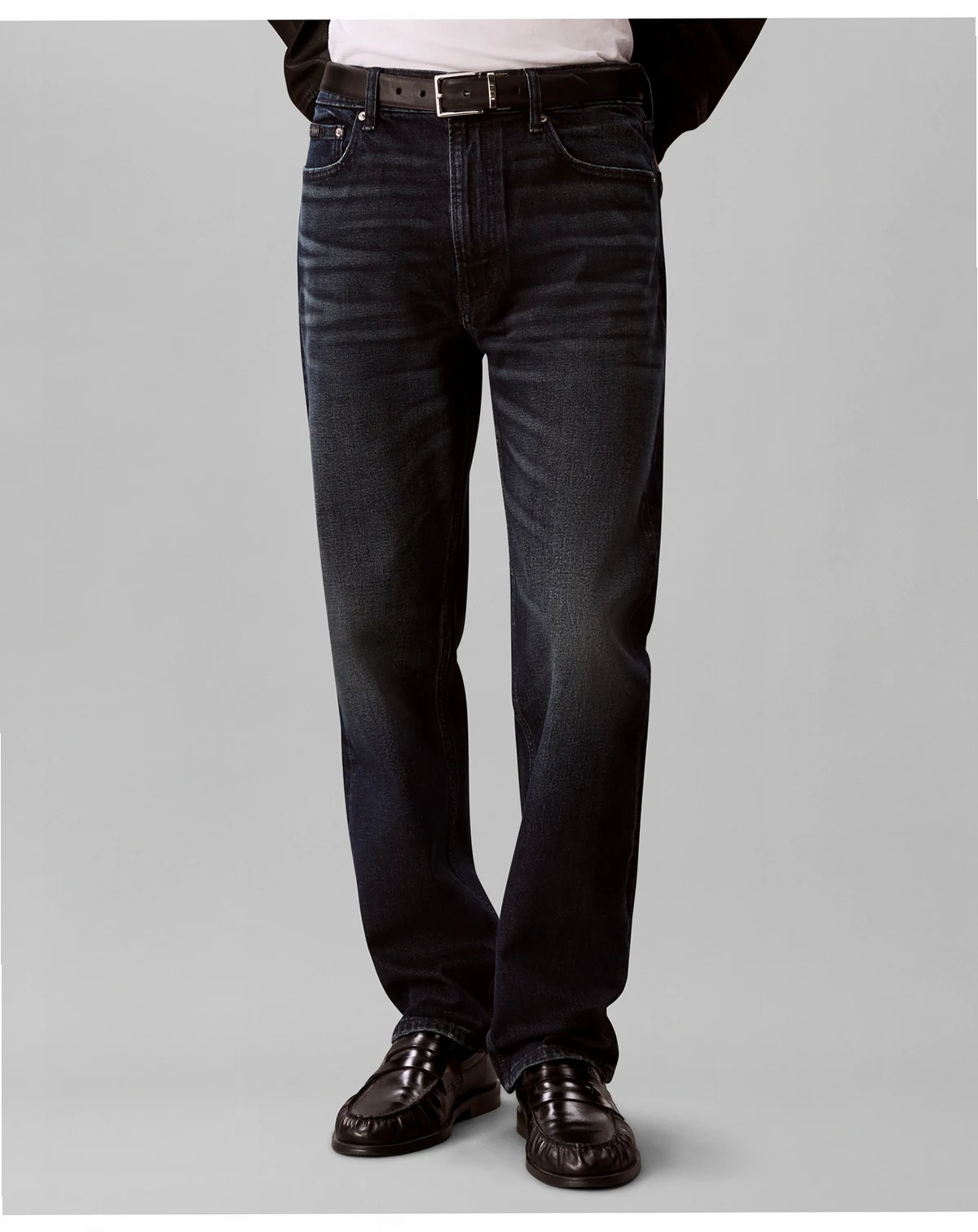 Men's Straight-Fit Stretch Denim Jeans