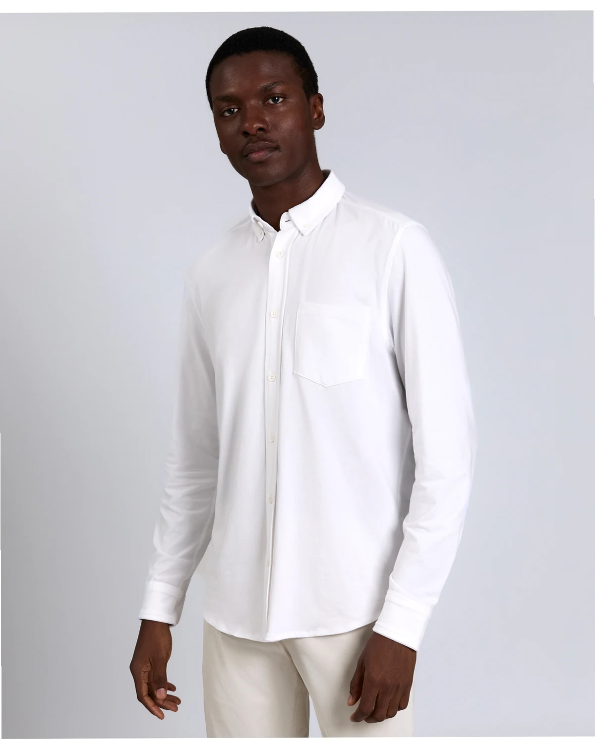 Men's Slim-Fit Plain White Performance Long-Sleeve Button-Down Shirt