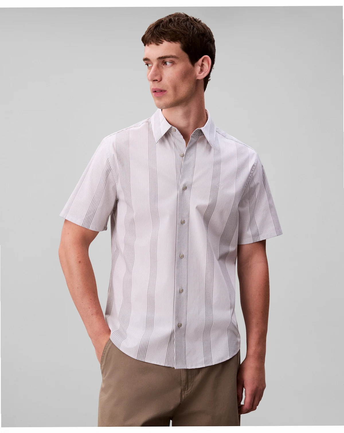 Men's Classic Fit Striped Shirt