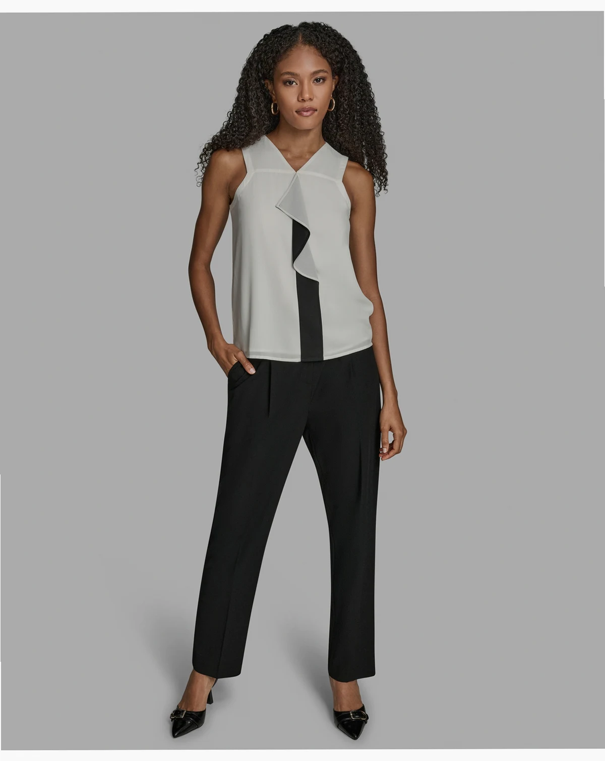 Women's Contrast Ruffle Detail Sleeveless Blouse