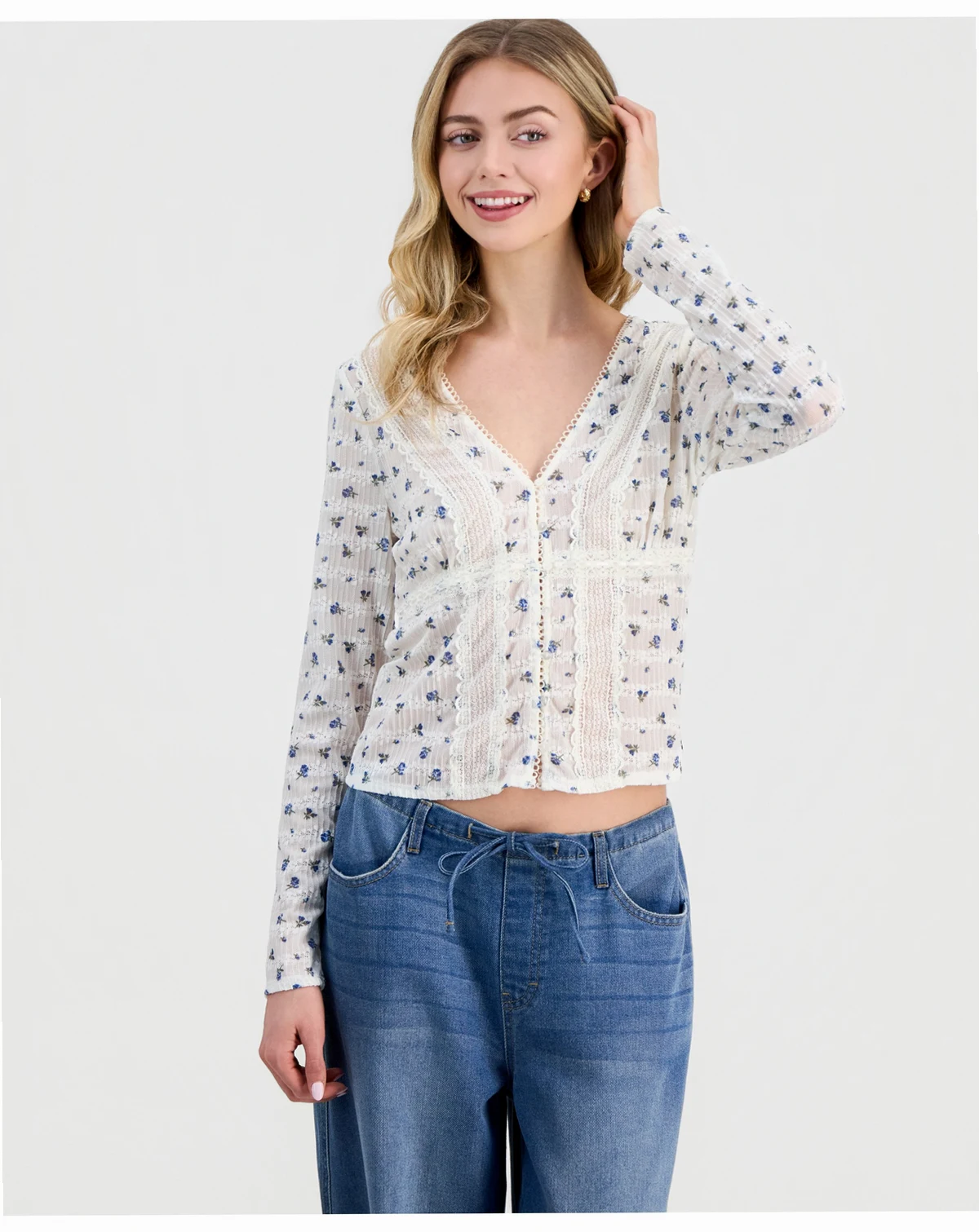 Juniors' Lace Long-Sleeve Woven Top