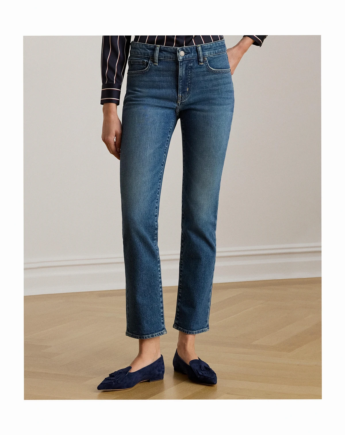 Women's Mid-Rise Straight Ankle Jeans