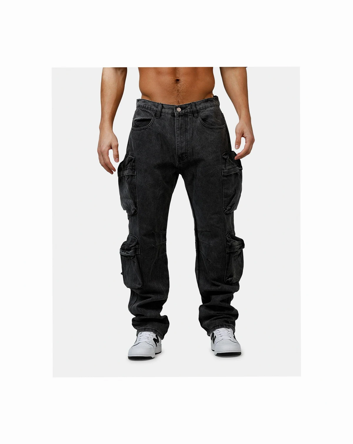 V709 Wide Bellow Cargo Denim.