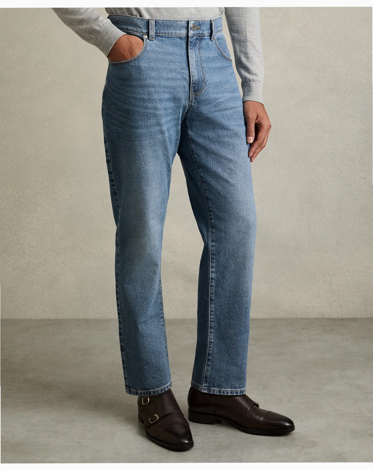 Men's Straight-Leg Jeans