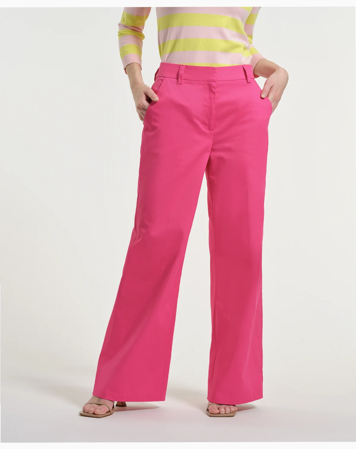 Women's High-Rise Trousers