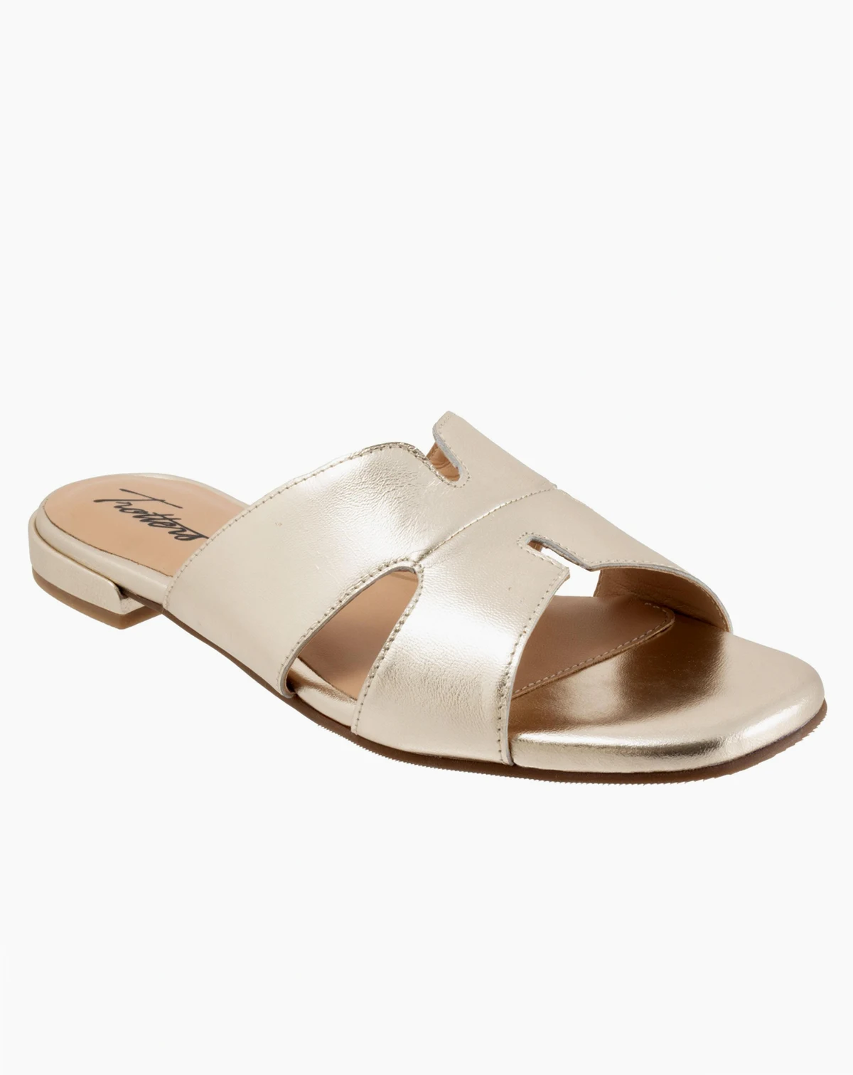 Nell Sandal