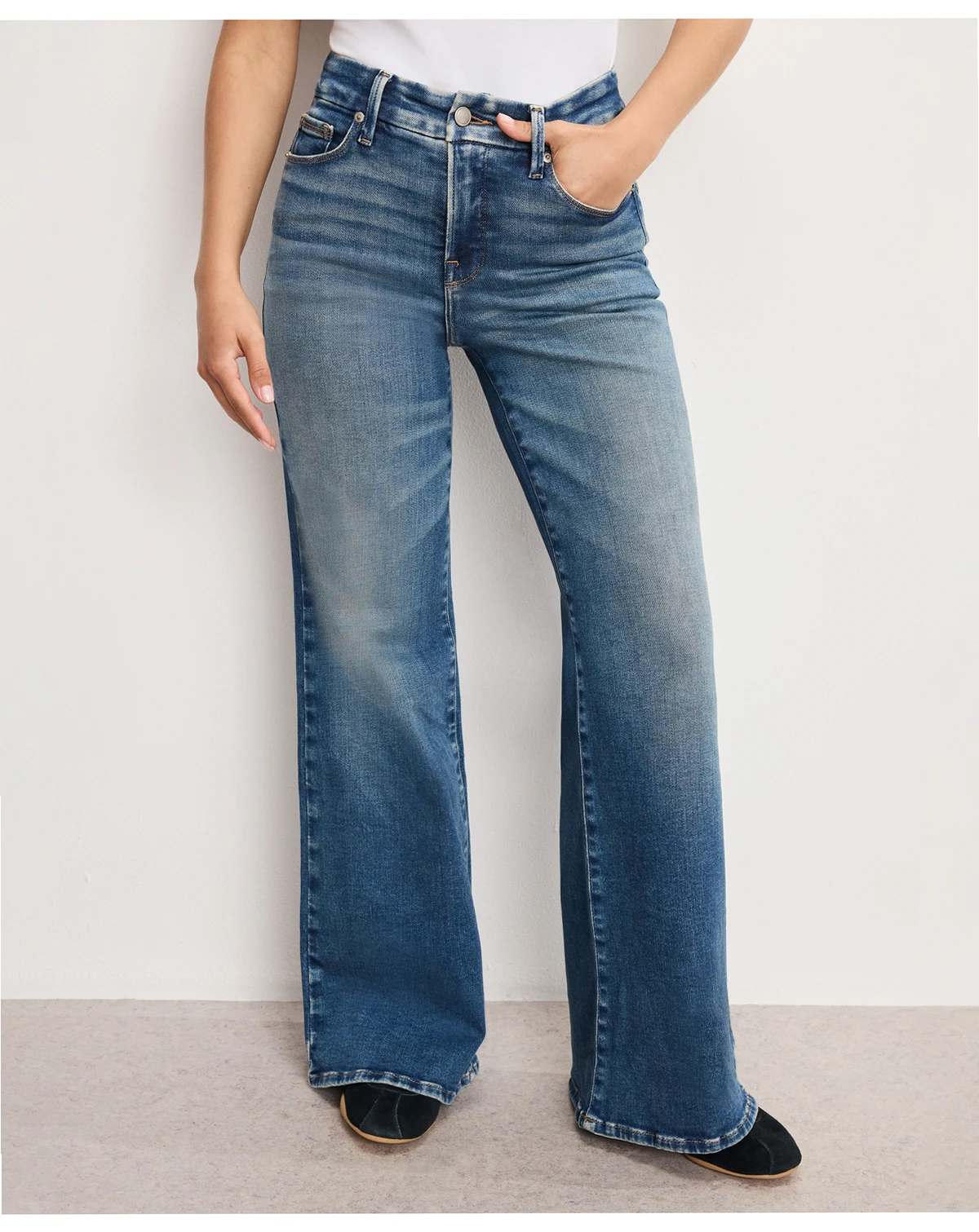 Soft Tech Good Petite Wide-Leg Jeans