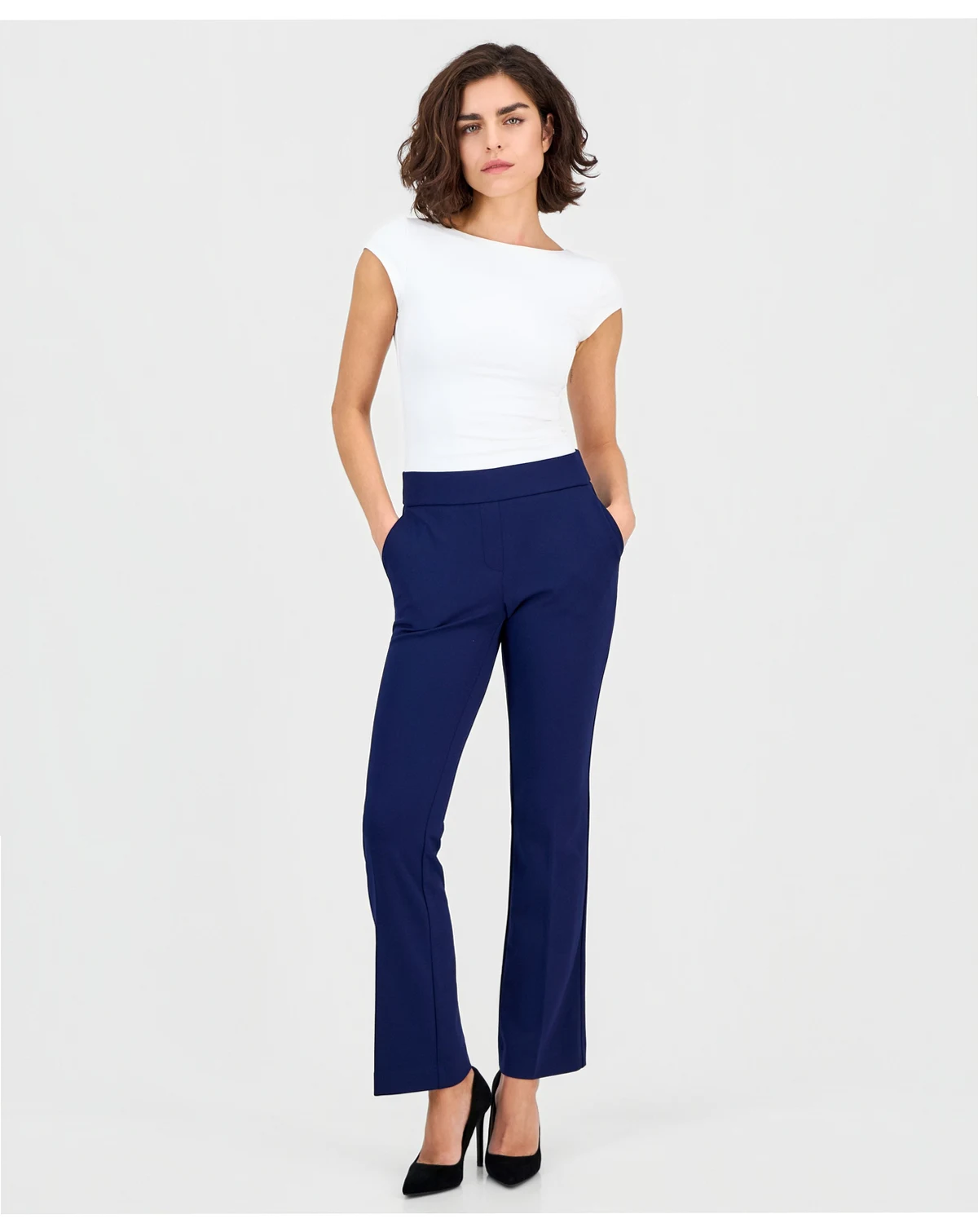 AK Anne Klein Petite Cool Crepe Pull-On Ankle Pants