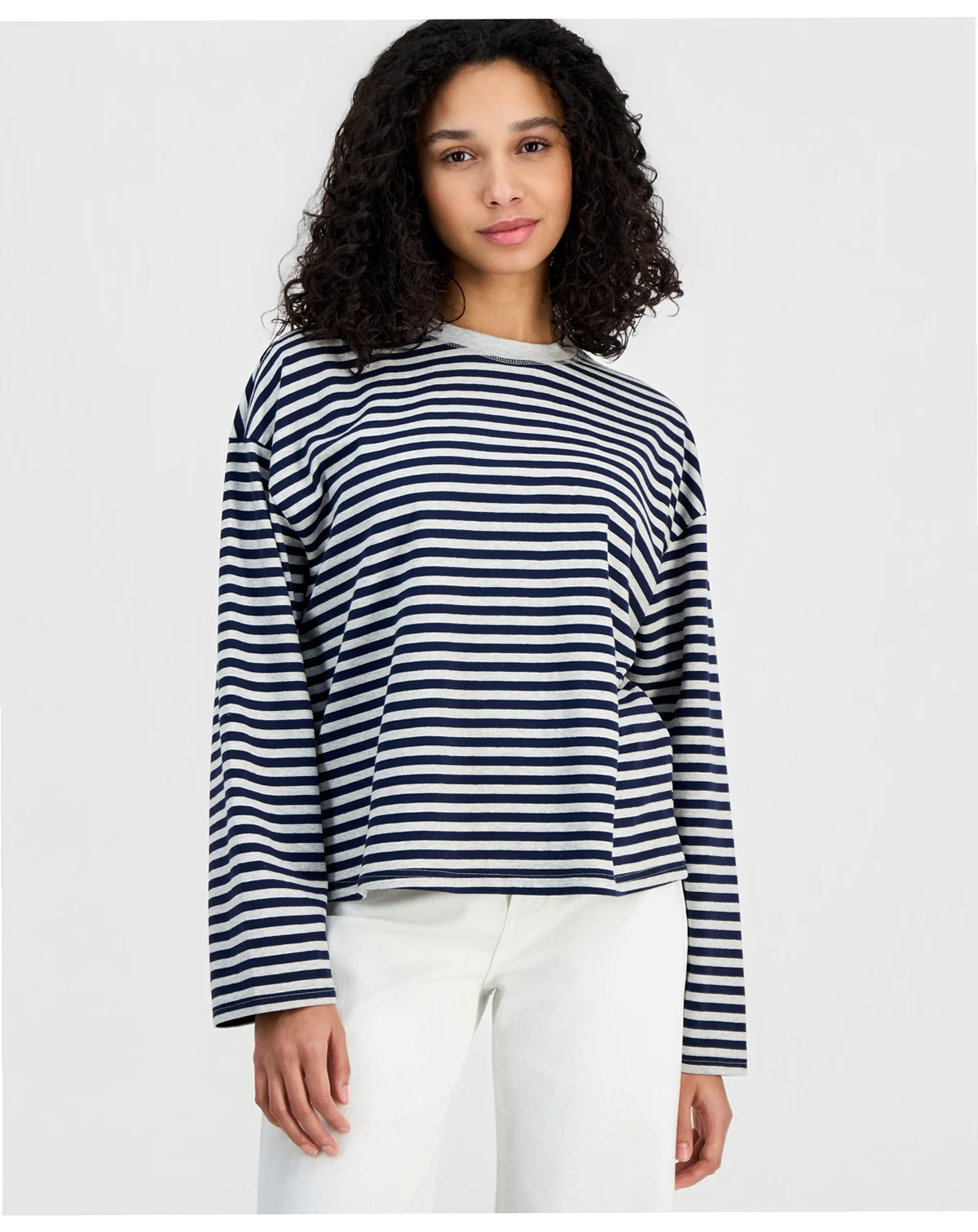 Juniors' Oversized Striped Long-Sleeve Crewneck Tee