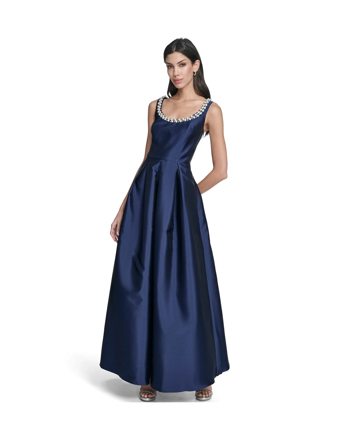 Petite Sleeveless Scoop Neck Ball Gown