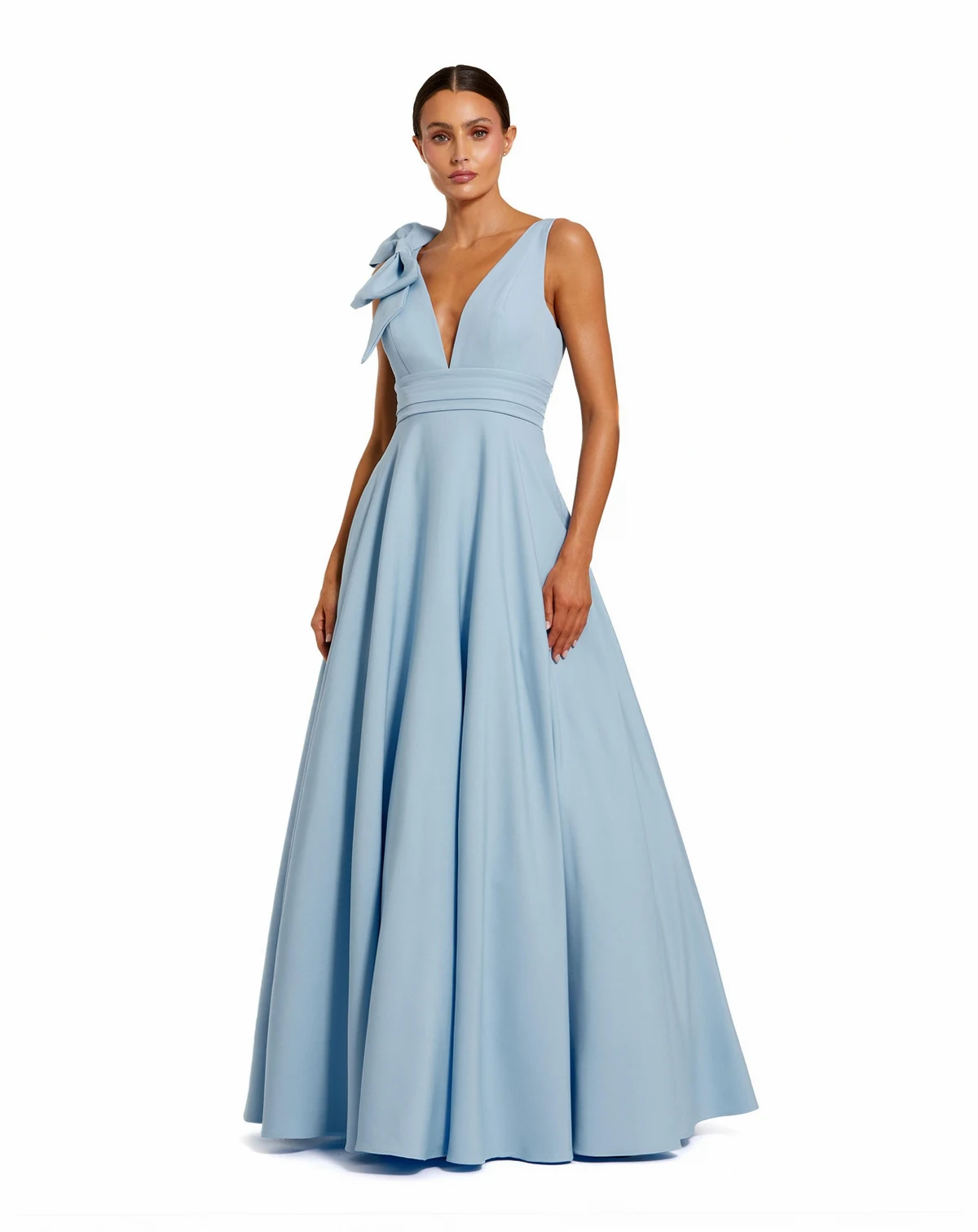 Petite Crepe Sleeveless Plunge Neck Ballgown With Bow