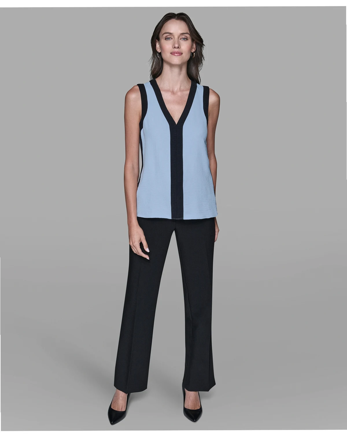 Women's Contrast Sleeveless V-Neck Top