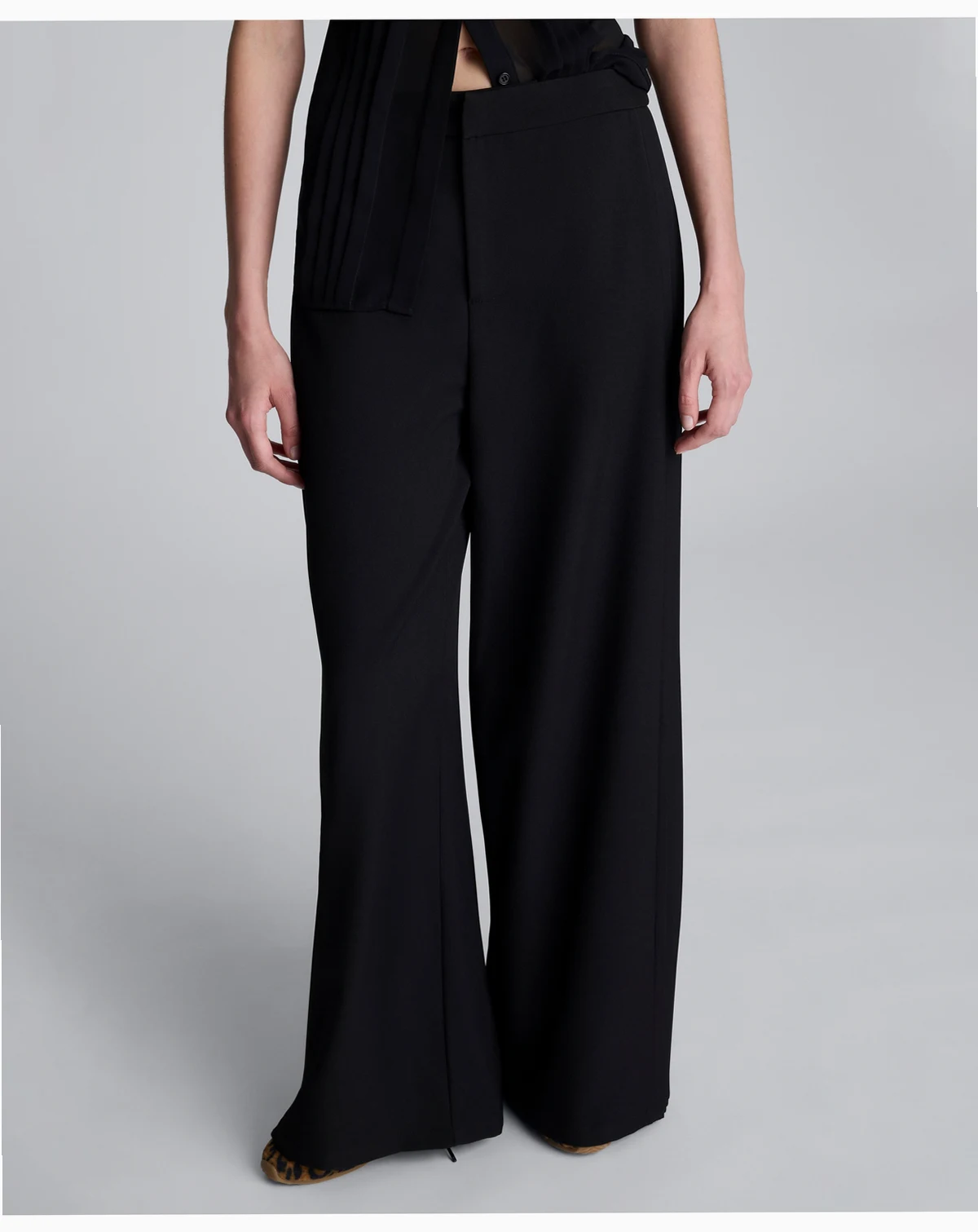Women's Side Pleated Wide Leg High Rise Pants