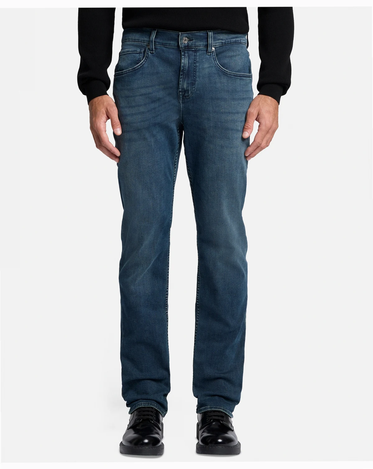 Men's Straight-Fit Jeans