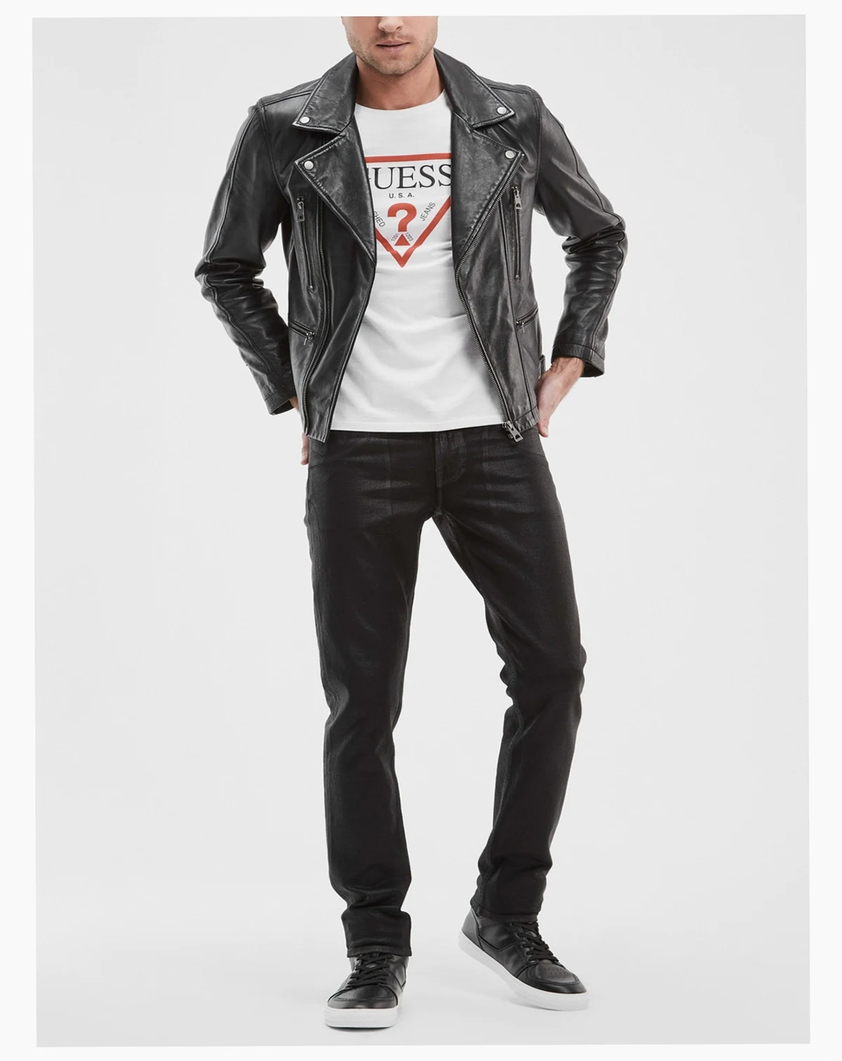 Men's Slim Tapered Jeans