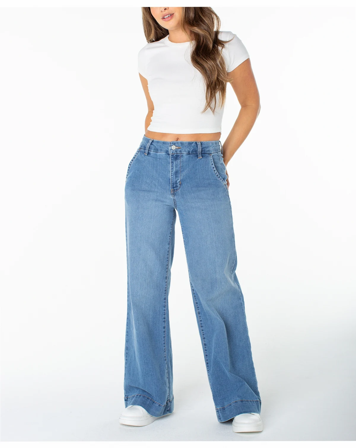 Juniors' High-Rise Wide-Leg Trouser Jeans