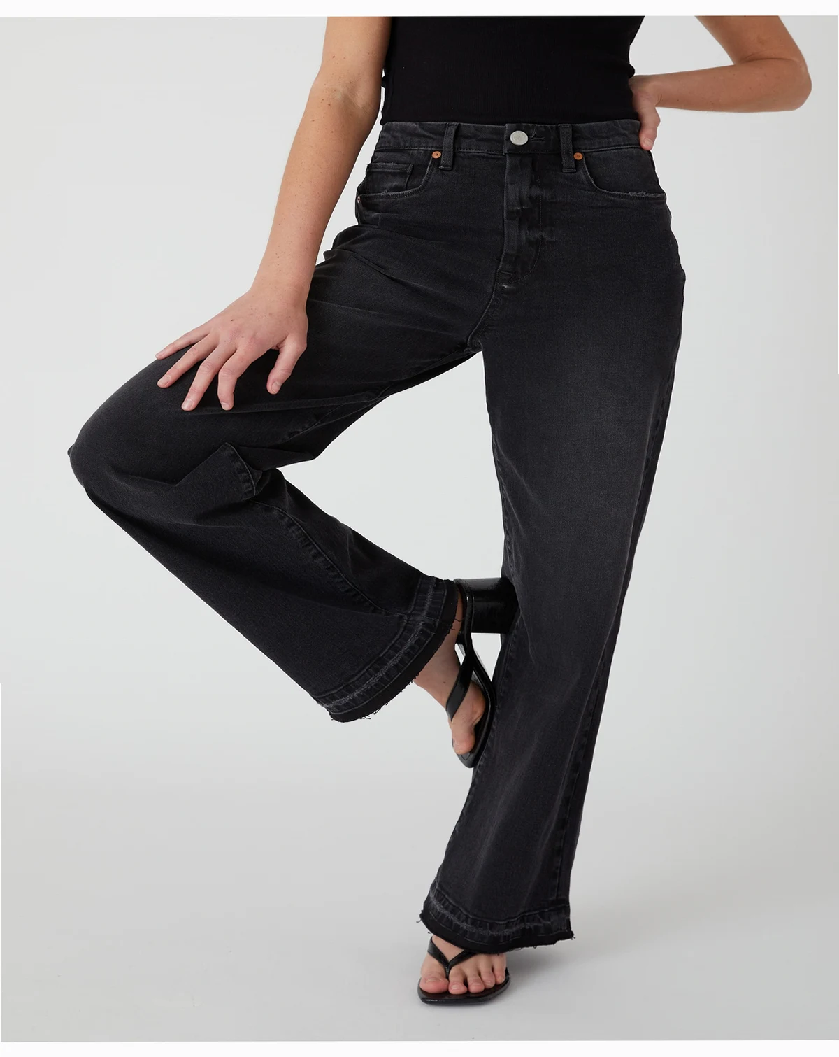 Women's Wide Leg Jeans